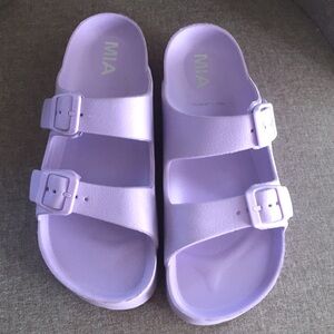 Mia Sandals